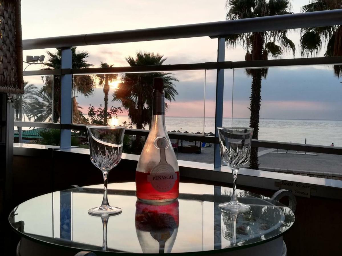 Apartamento Lujo Frente Al Mar Centro De มาลากา ภายนอก รูปภาพ