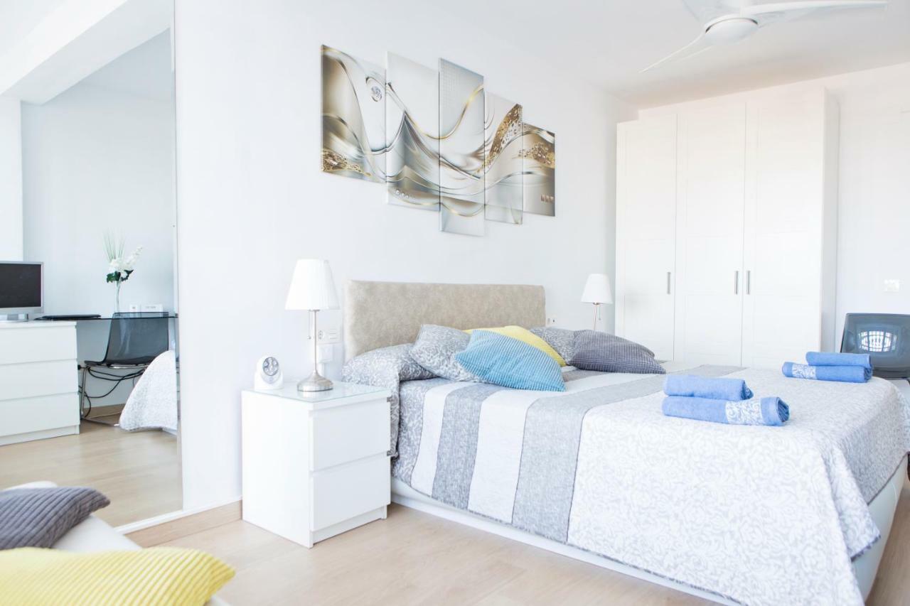 Apartamento Lujo Frente Al Mar Centro De มาลากา ภายนอก รูปภาพ