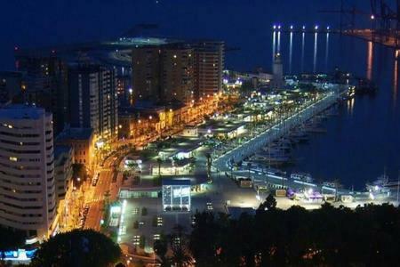 Apartamento Lujo Frente Al Mar Centro De มาลากา ภายนอก รูปภาพ